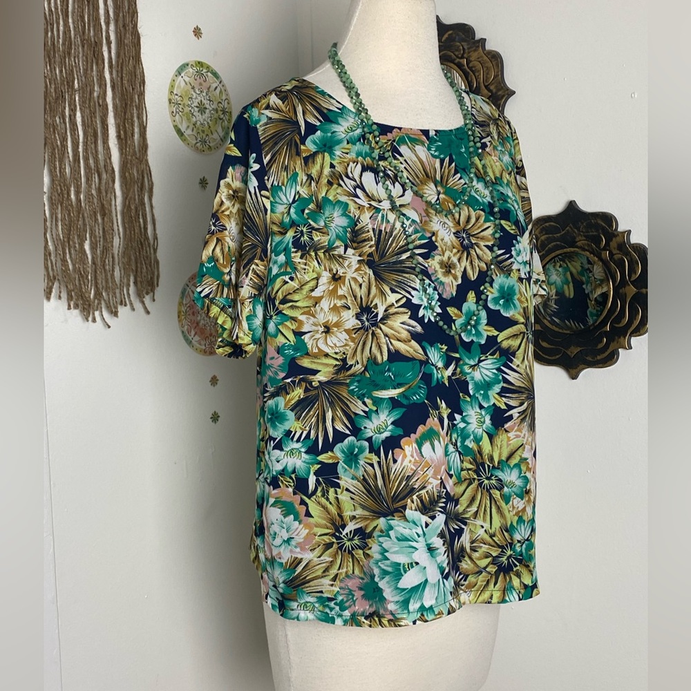 Poppy Lux vacation office short sleeve tropical floral print blue top size 8